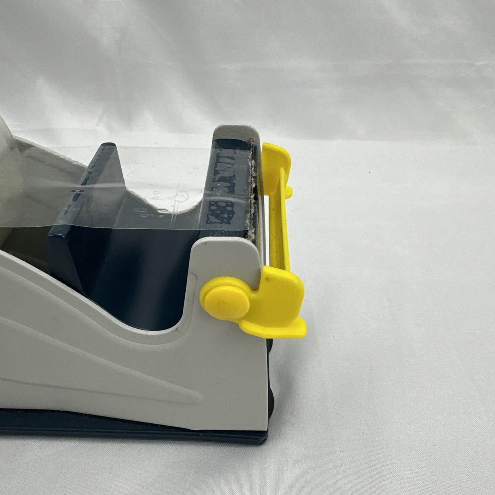 Excell ET-12271 Tape Dispenser 2" Wide 3" Core Steel Desktop Multi-Roll GUC