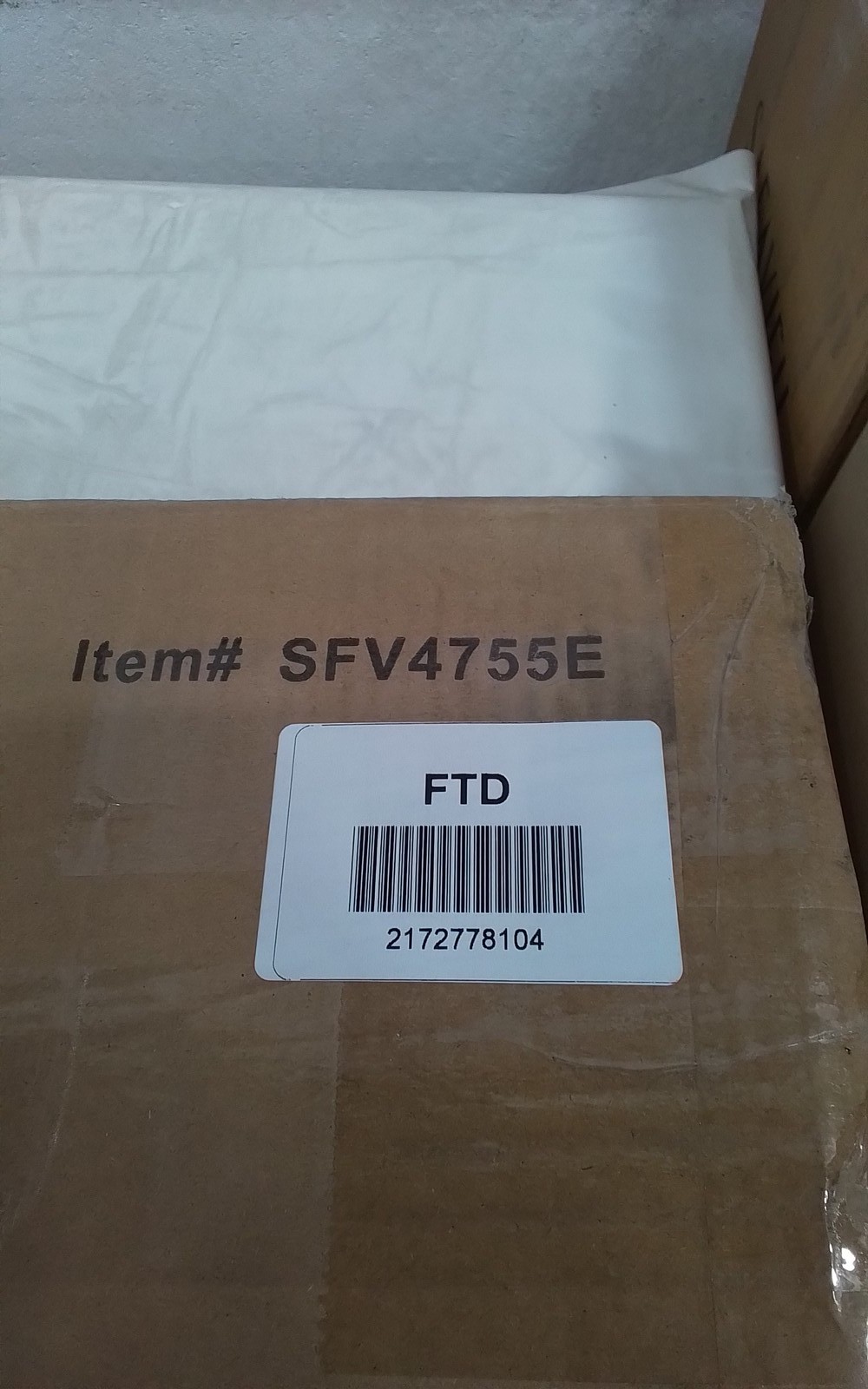 Safavieh DAMIAN TUFTED BENCH, Reduced Price 2172778104 SFV4755E