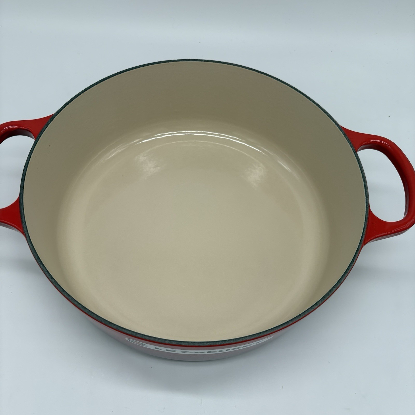 Le Creuset Signature Enameled Cast Iron Wide Round Dutch Oven 6 3/4Qt Cerise Red