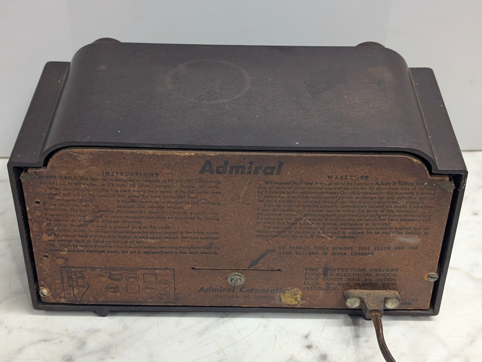 Vintage 1950's Admital MCM AM Radio Table Top 5G32N Model #