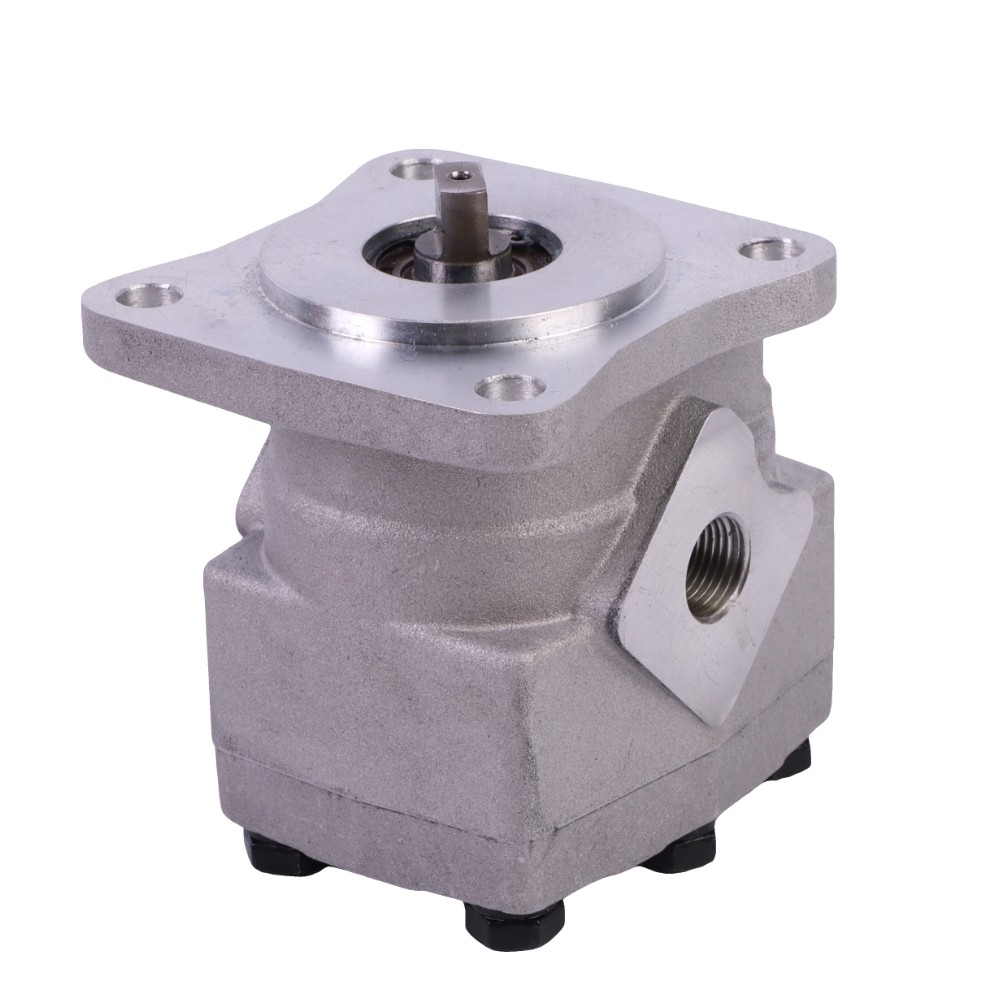 Hydraulic Gear Pump 67810-76100 67810-76102 for Kubota Tractor B8200