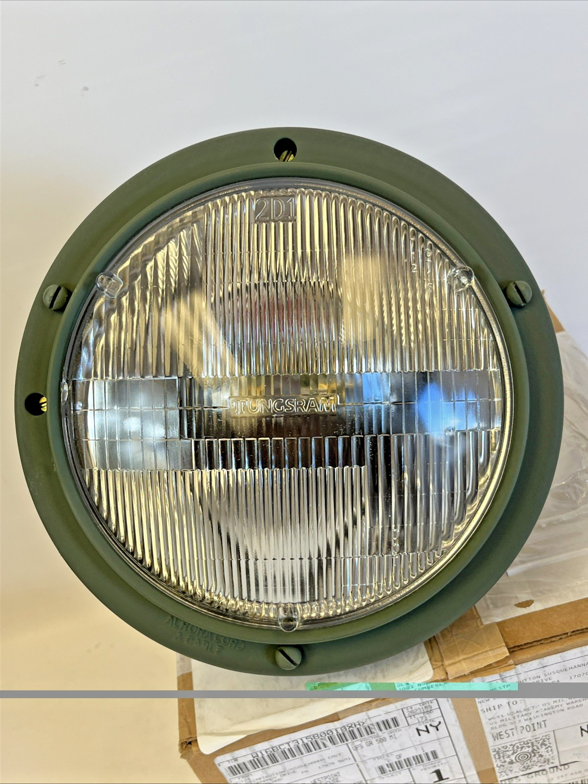 12422867 HMMWV FMTV Headlight Assembly W/ Bulb 6220-01-502-1852 GREEN *NEW*