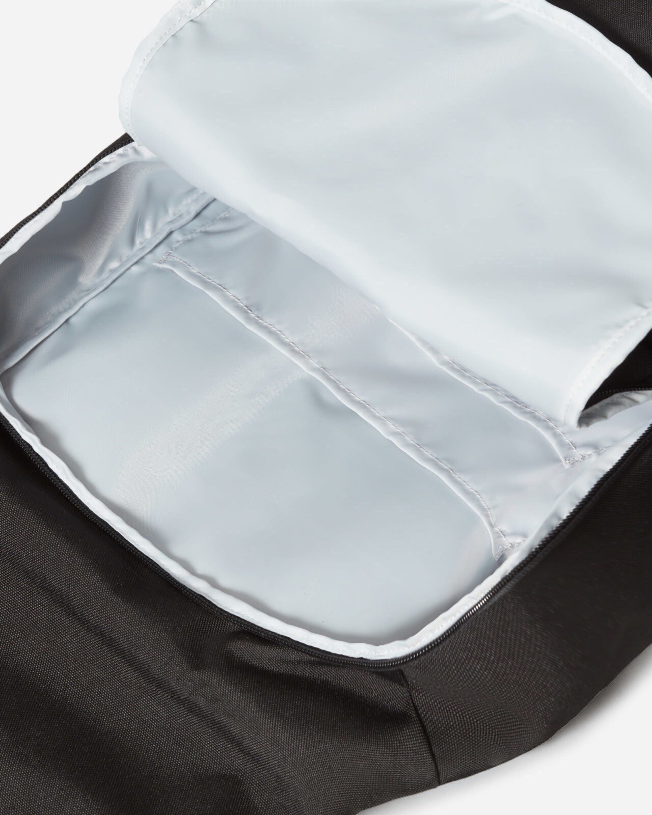 NEW - Everlane- The ReNew Transit Backpack- Black - Fast Free shipping