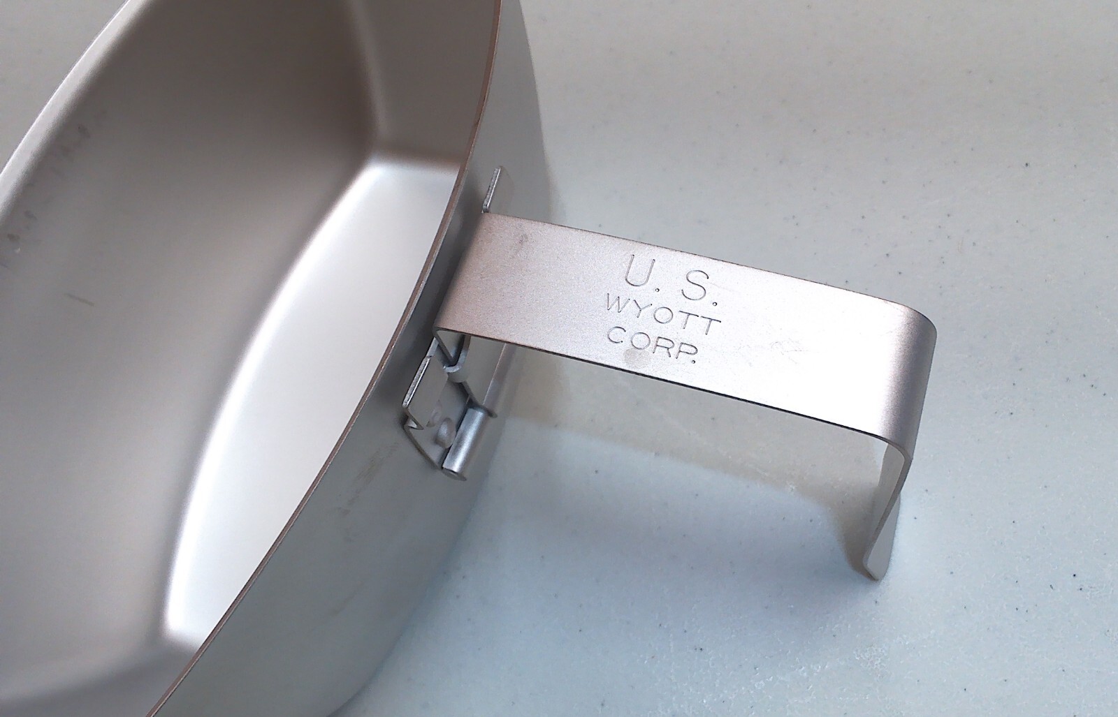 Vintage Vietnam Era 1972 USGI WYOTT Stainless Steel Arctic Canteen Cup w/ Handle