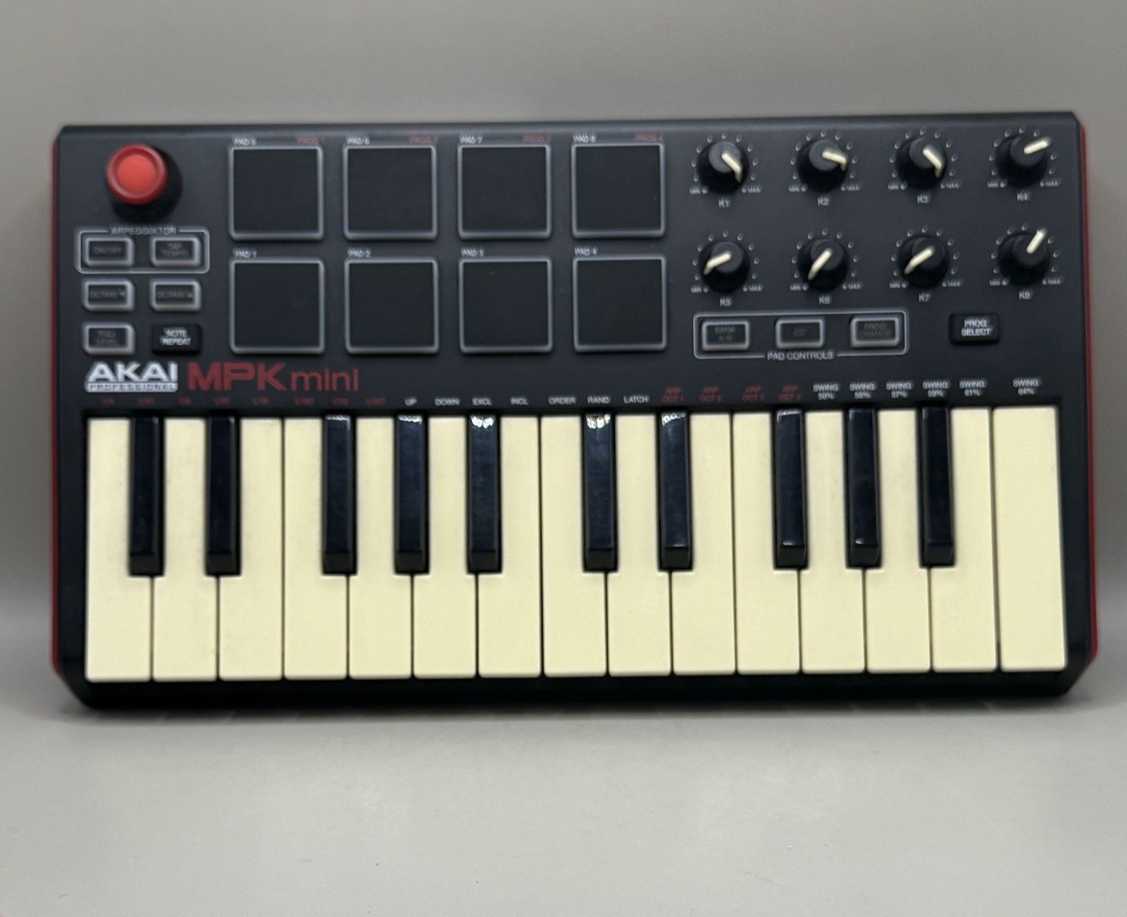 Akai Professional MPK2 Mini Play Portable 25-Key Keyboard