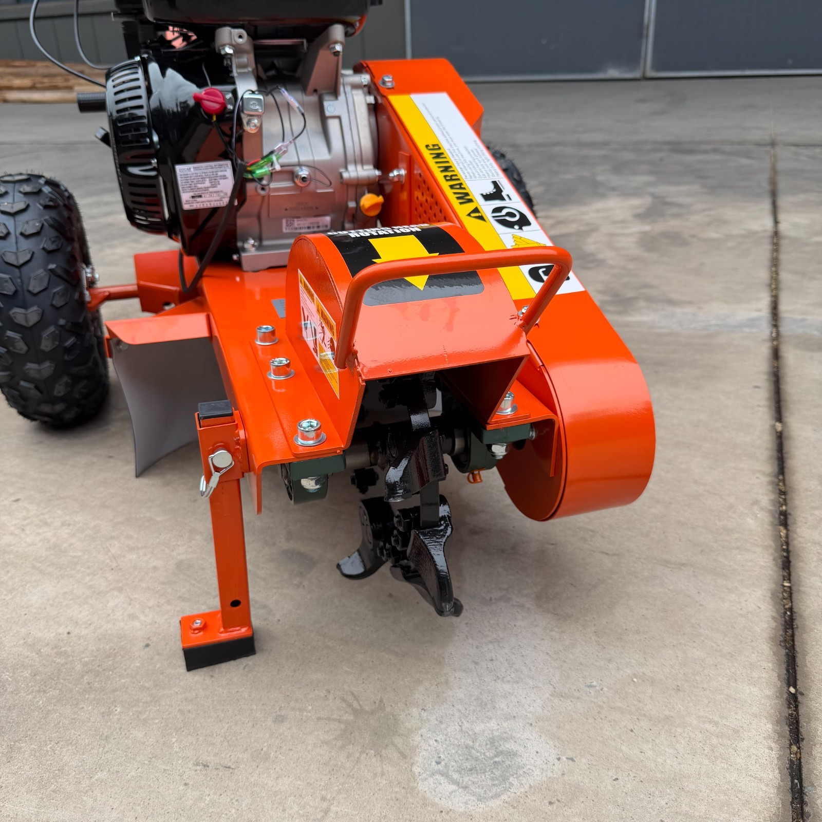 15HP 420CC Gas Stump Grinder Walk-Behind 15" Cutting Height 10" Depth