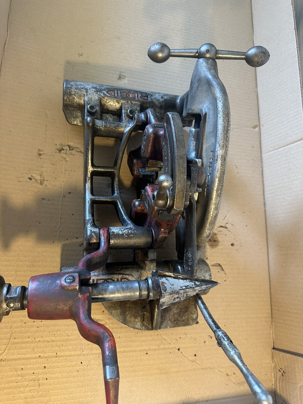 RIDGID DIE HEAD ,RIDGID REAMER & CUTTER SET &Carriage for early style RIDGID