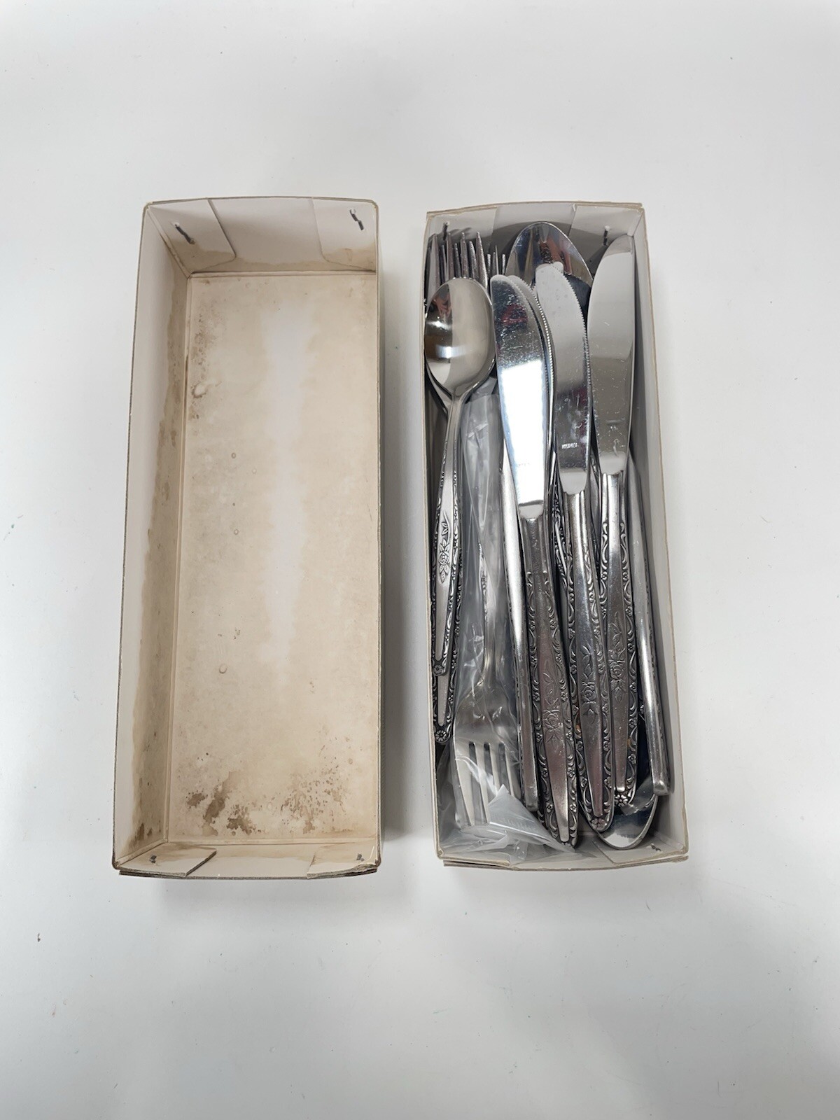 Interpur Single Rose Flatware Stainless Steel Korea 36 pieces 7 sets