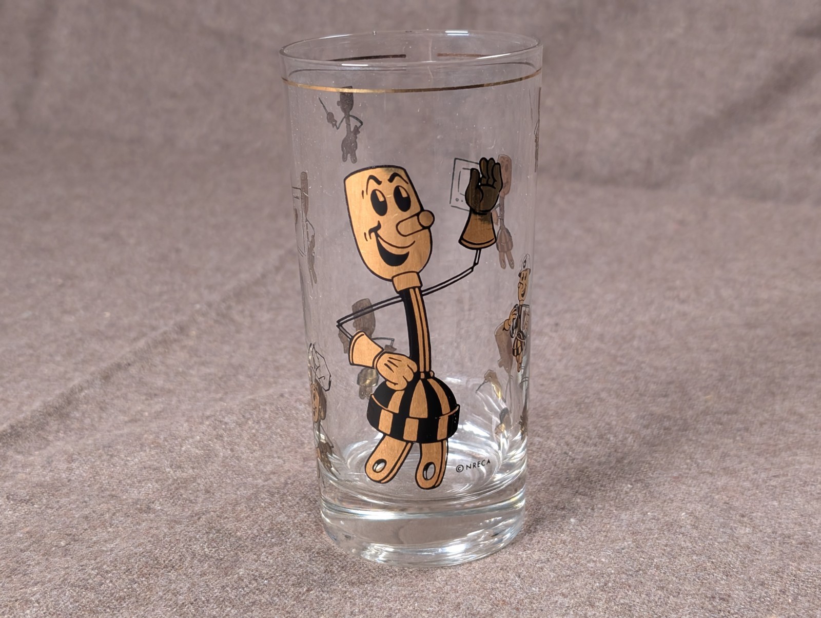 Vintage Willie Wirehand Gold Decorative Collectible Glass
