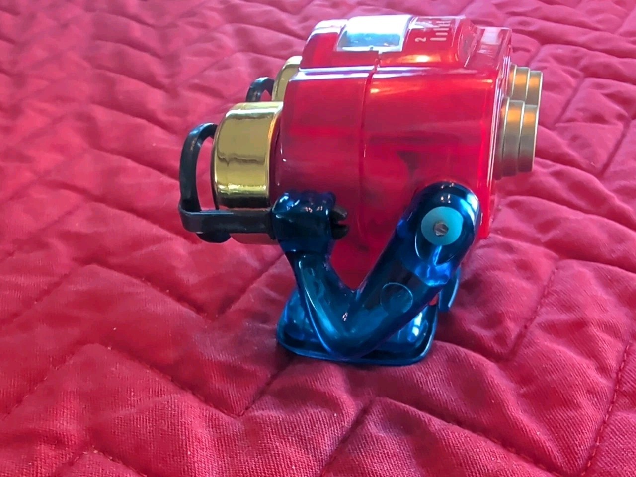 Z Wind Ups Peppers Toy. tIMY 2010. Walks, Eyes & Eyeglasses Move.