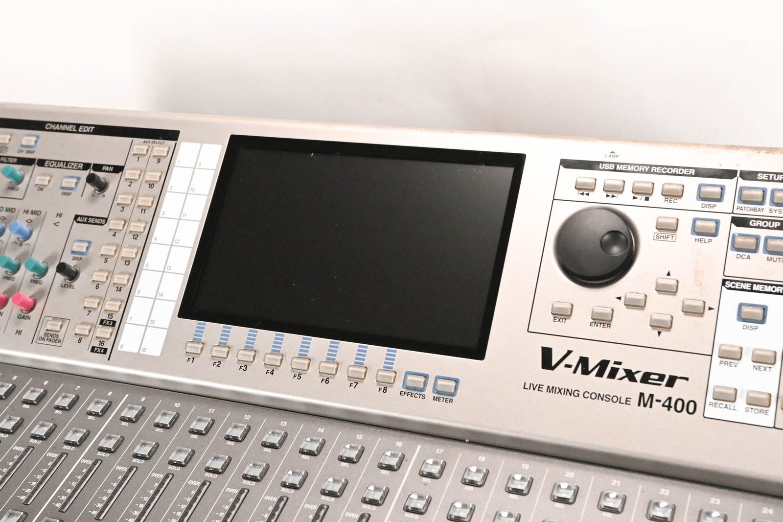 Roland M-400 48-Channel Live Digital Mixing Console CG01XHL