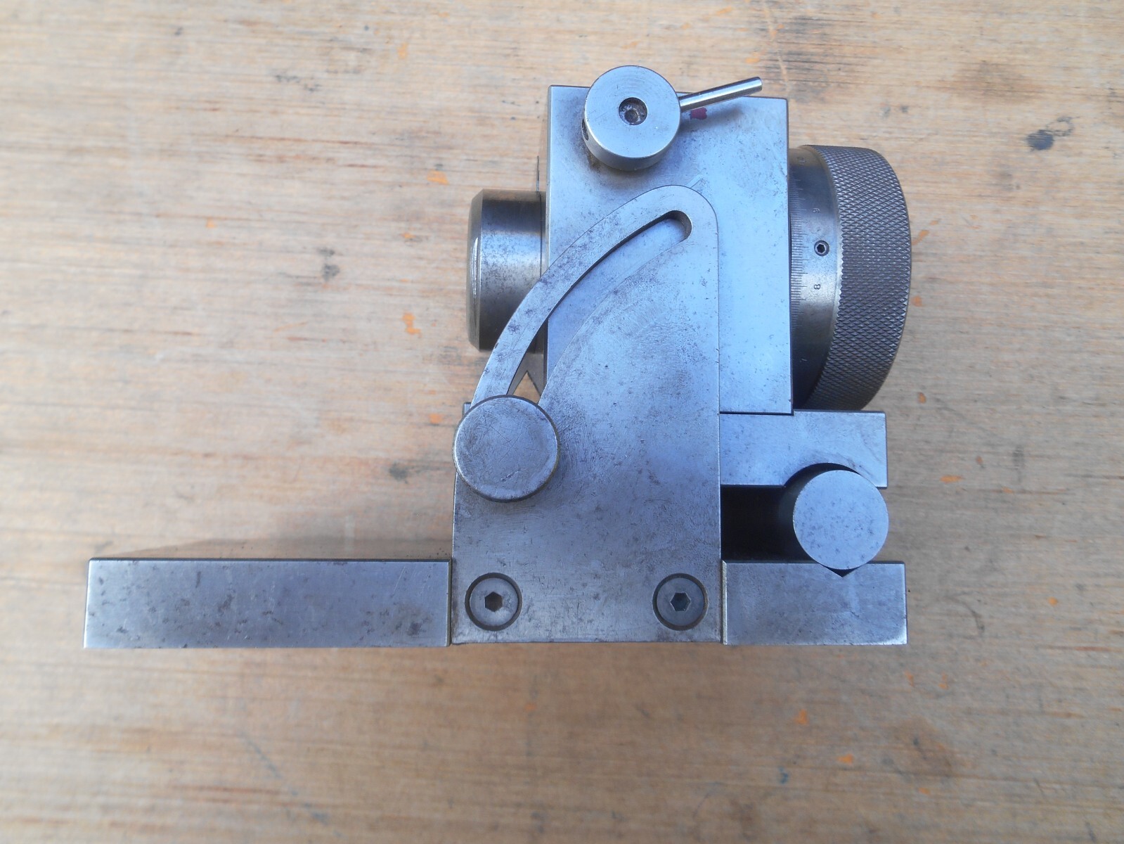 STAR GAUGE CO. 3AT COLLET TILTING INDEXER , WITH 16 COLLETS