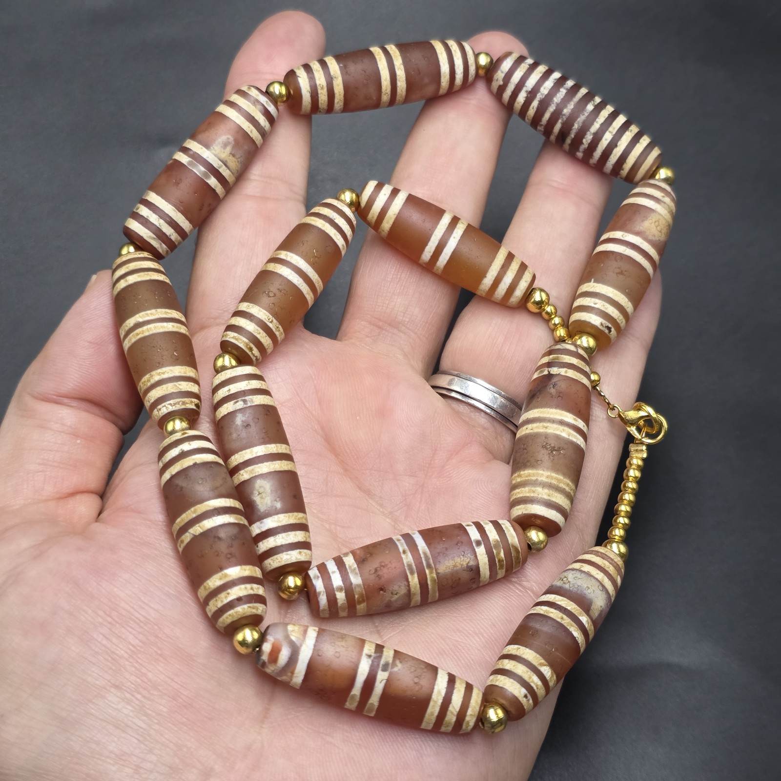 Antique Etched Carnelian Decorated Agate Beads Necklace.