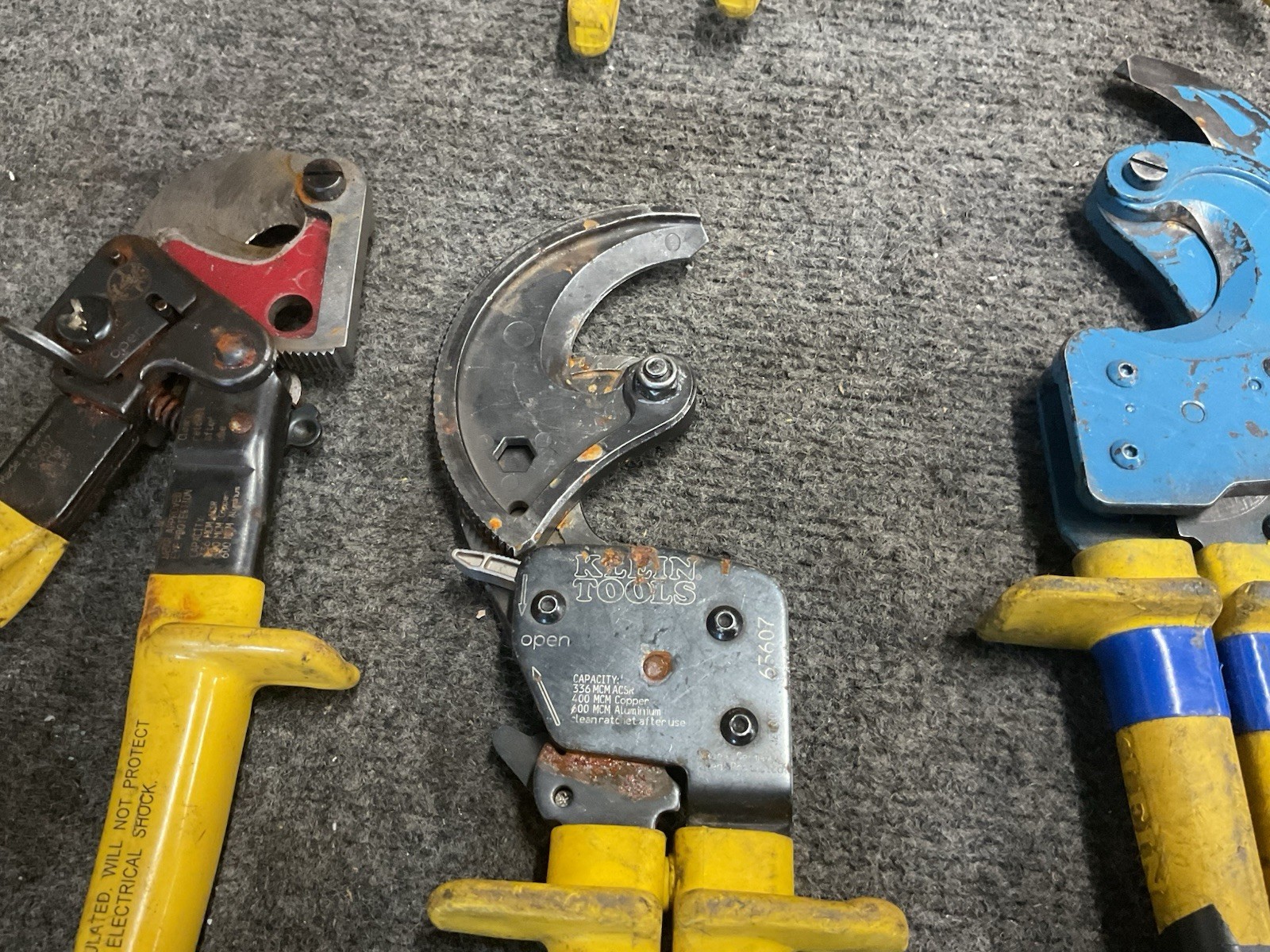 Lot of 3 Klein Tools Ratcheting Cable Cutters 63607 Moving Blade Klein