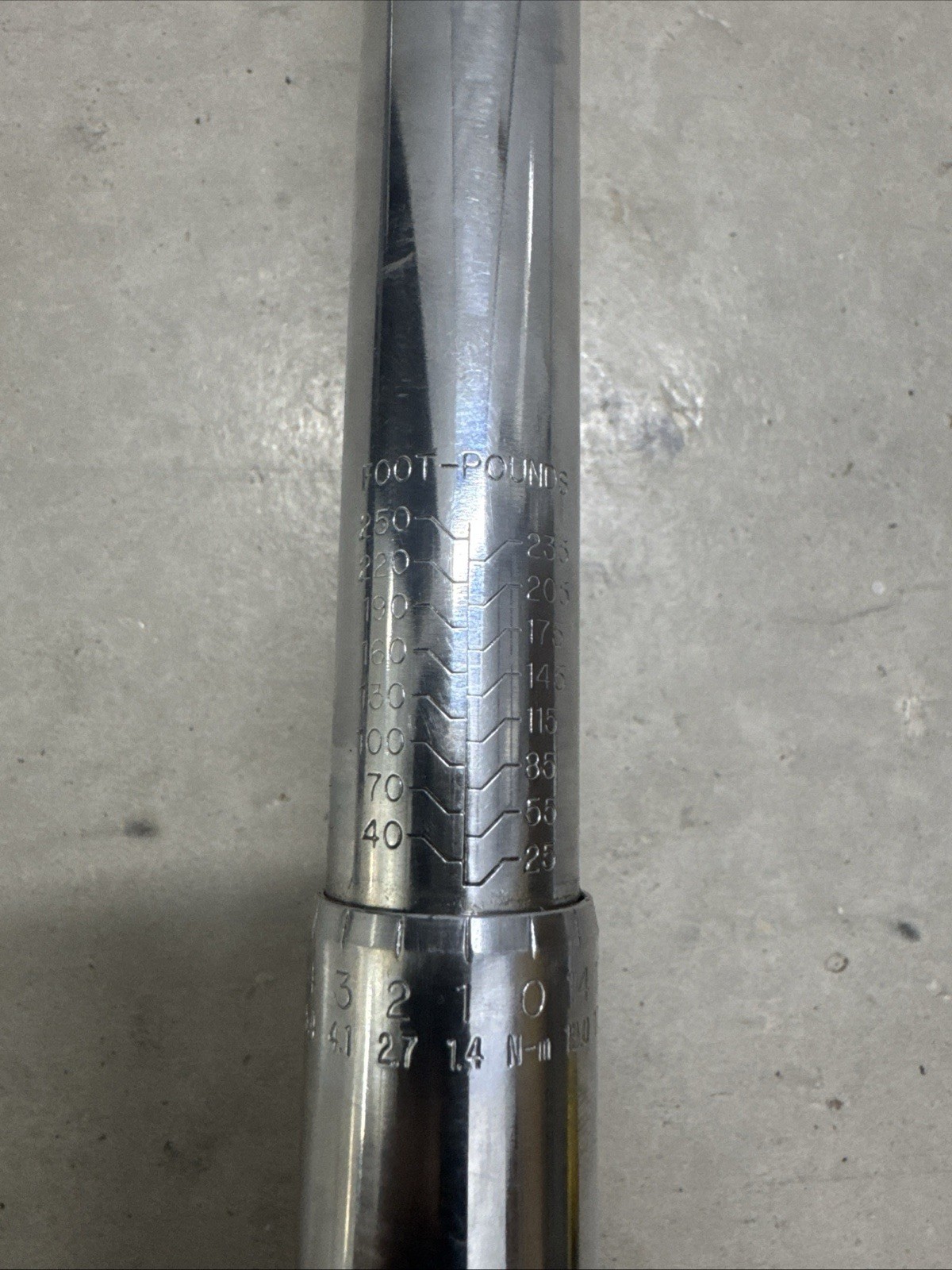 K-D KD Tools 1/2" Drive Micrometer 2952 Torque Wrench 25-250 ft-Lbs Made In USA