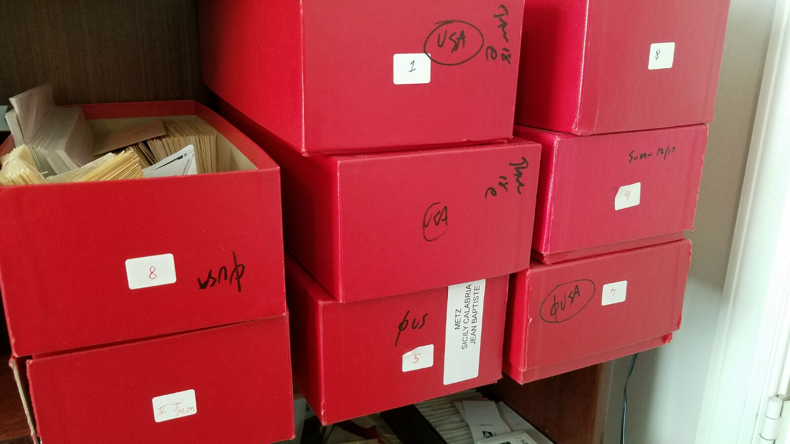 LOT OF 50 USA AND INTERNATIONAL POSTER CINDERELLA STAMPS FROM OLD SCHOOL HOARD