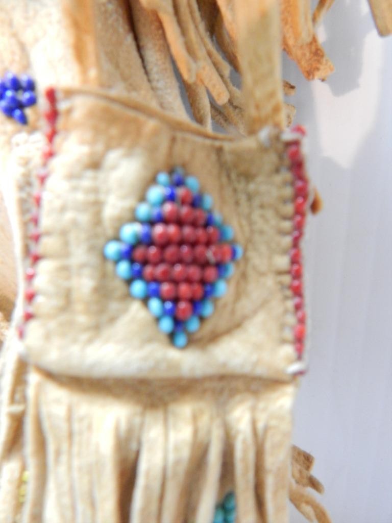 ANTIQUE VINTAGE PIKUNI BLACKFEET PLAINS INDIAN BEADED DOLL - LOTS OF DETAIL