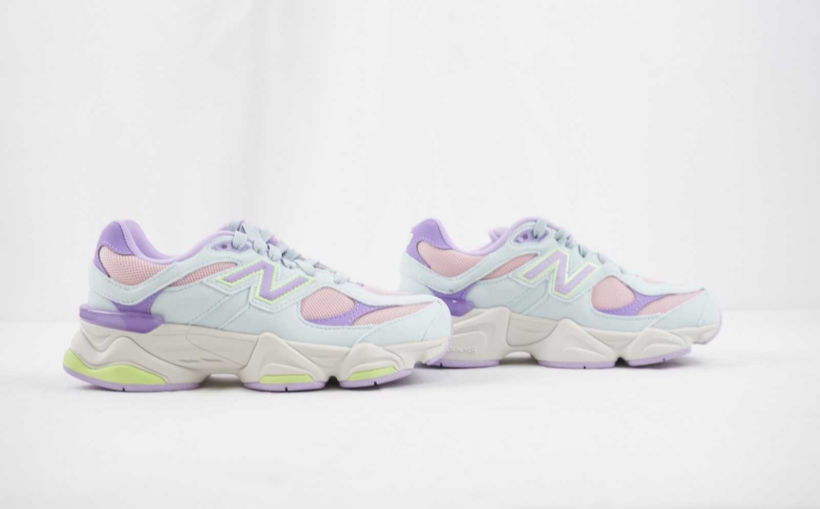 New Balance 9060 Y2K Inspired Sneaker In Purple Blue Kid's Size US 7 (GC9060KP)