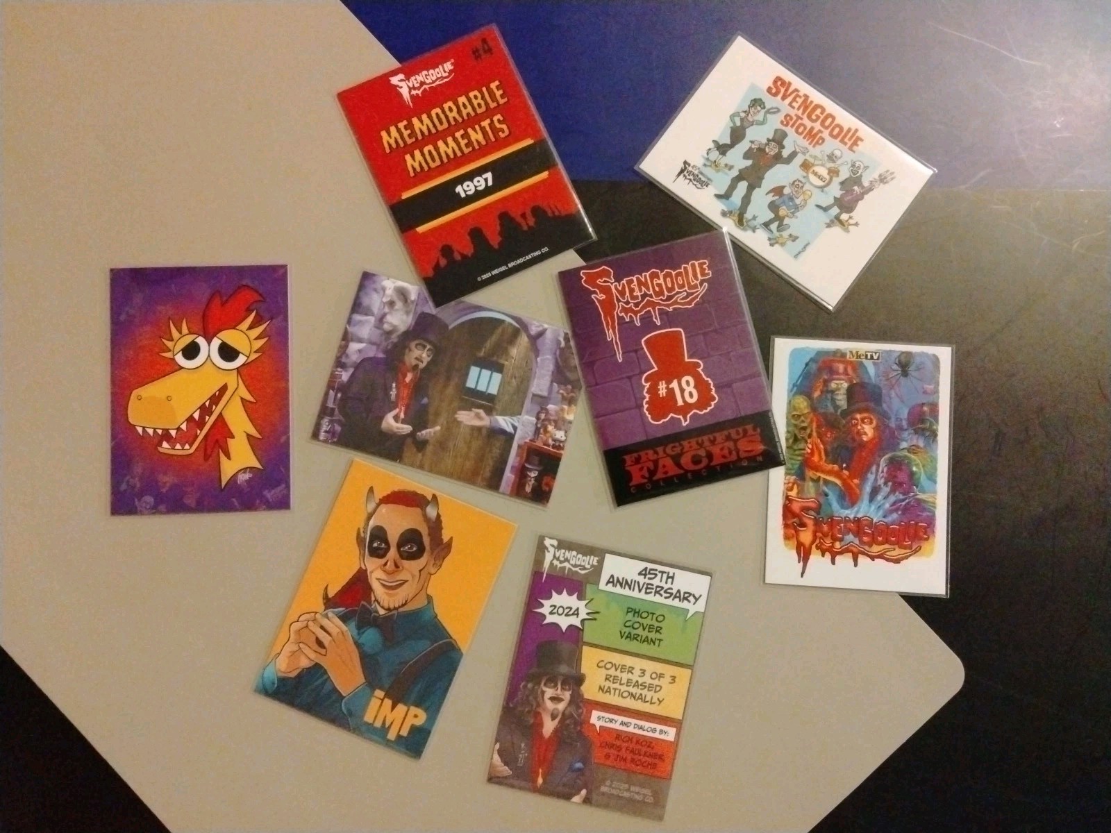 2025 SVENGOOLIE (you pick) base/variations ME TV premium single cards Free Ship