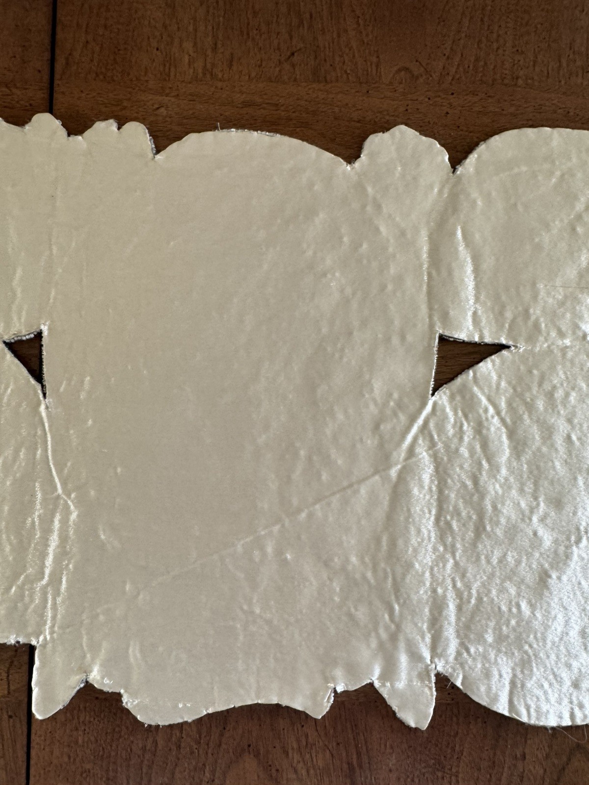 90s Pier 1 Imports Easter Egg & Bunny Rabbit Glass Beaded Table Runner 13” X 35”