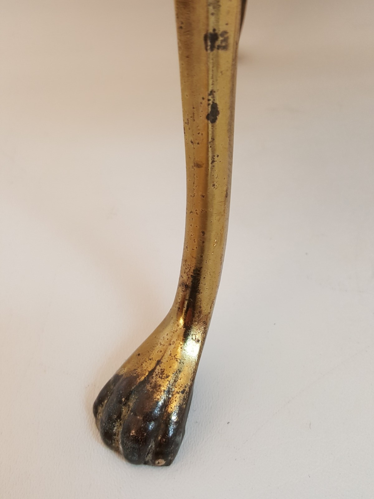 Vintage midcentury Moroccan gold gilt metal drinks table accent 2 tier 7184