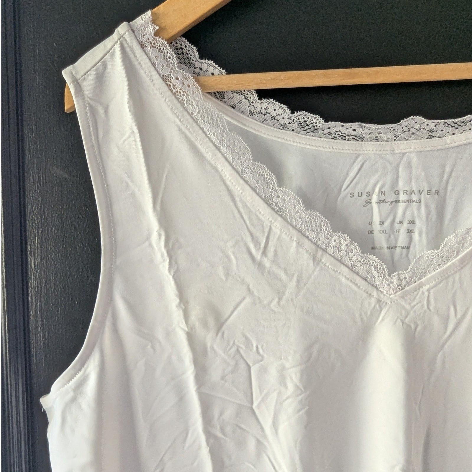 Susan Graver Essentials White Lace Trim V-Neck Camisole Tank Top Womens 2X