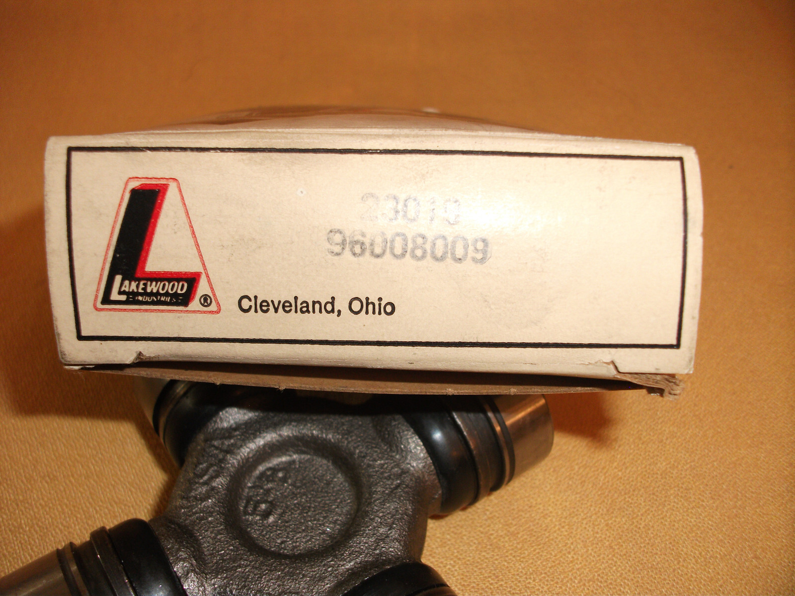 NOS Lakewood 23019 Hi-Performance U-Joint 60's Chevy Cars To Mopar Dana 60 Rear