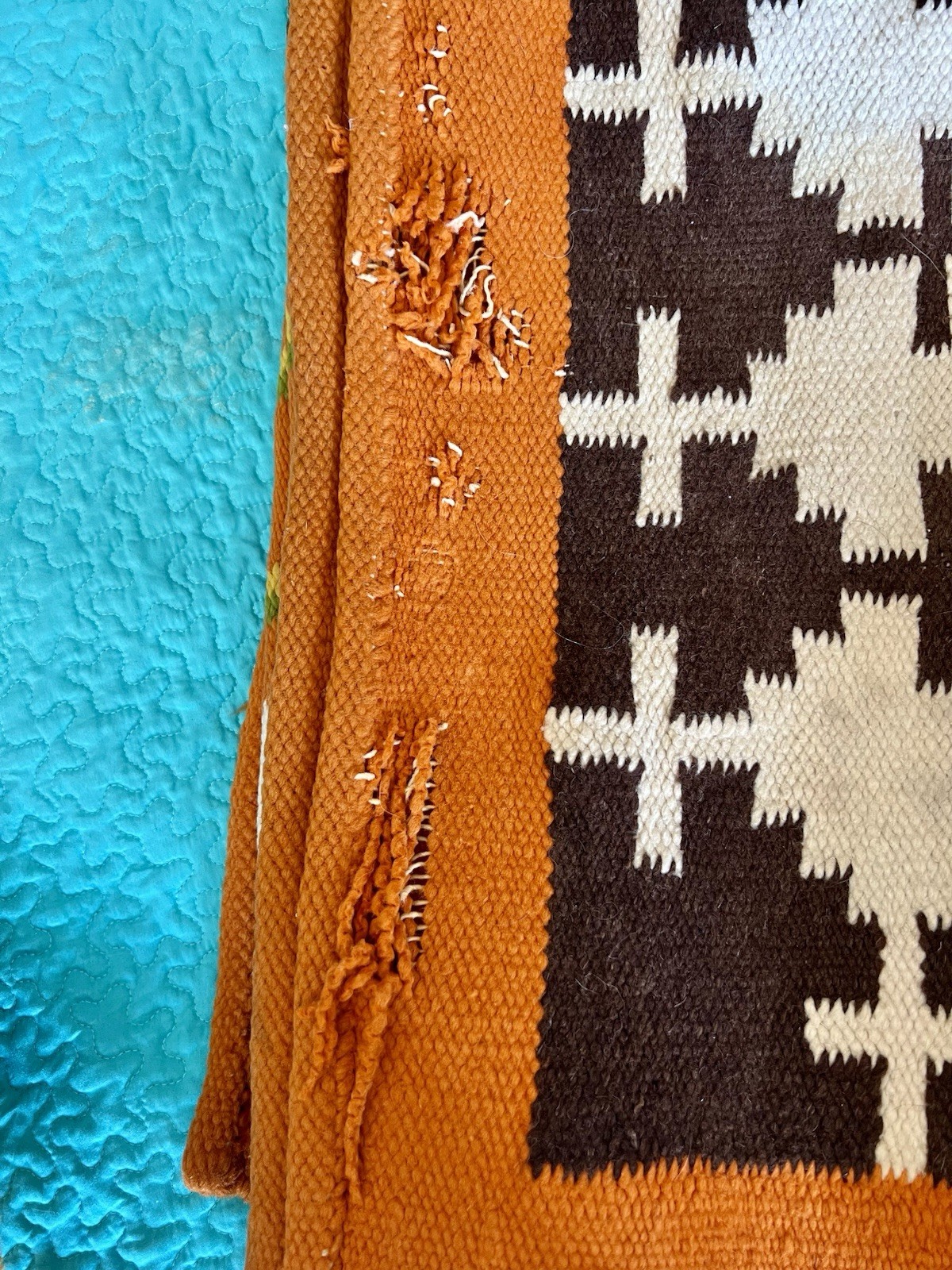 Beautiful Vintage Navajo Yie Rug Native American 47 x 33 Home Spun Wool As Is