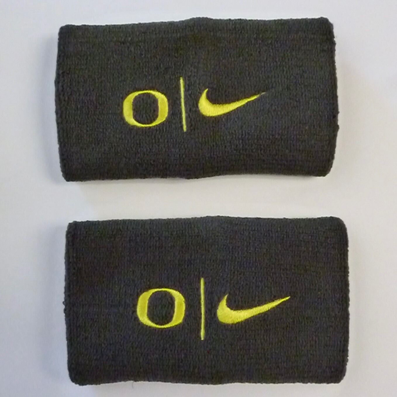 Nike Oregon Ducks Doublewide Wristbands NCAA Football Team Issued
