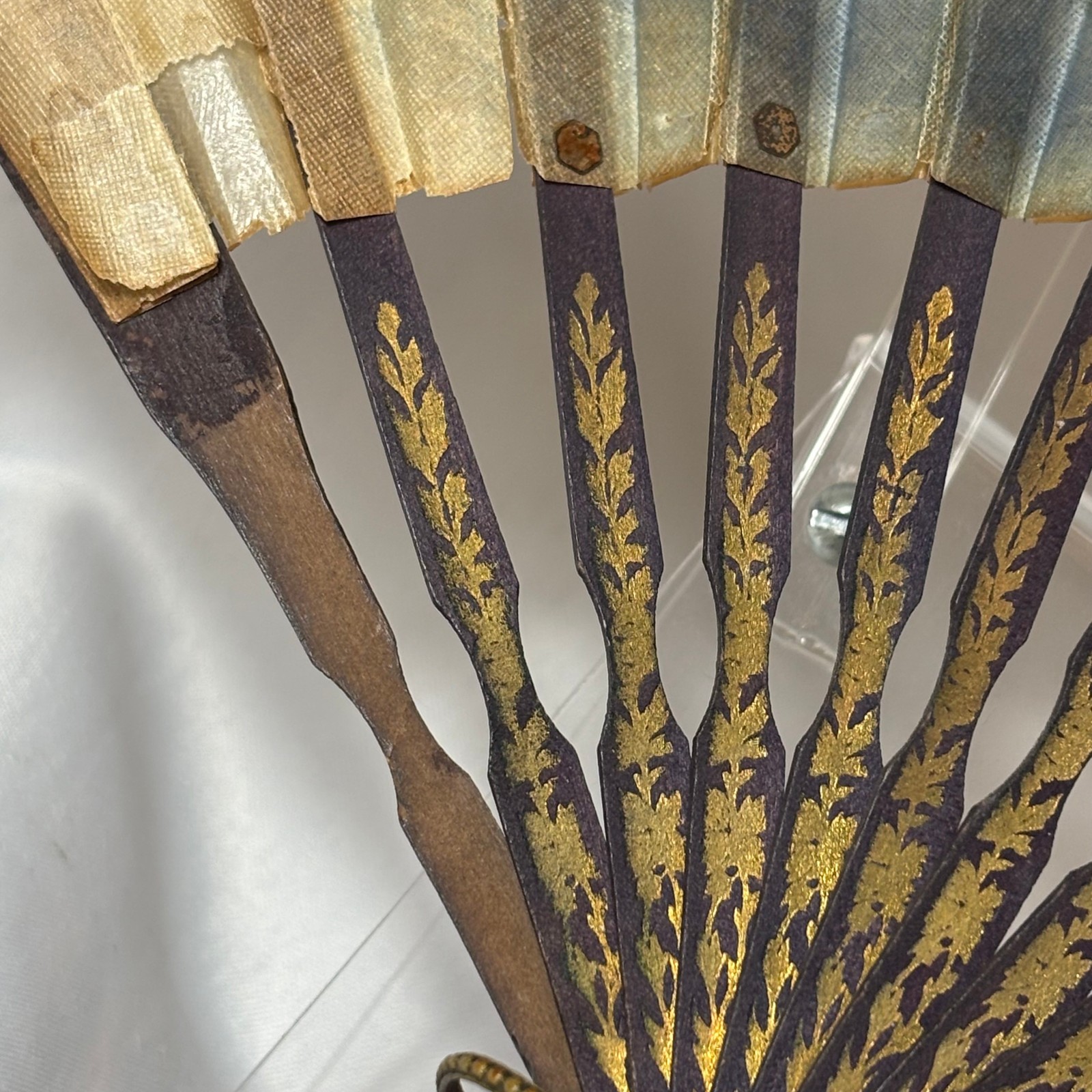 Maxim's France vintage linen folding fan purple pansy sequins