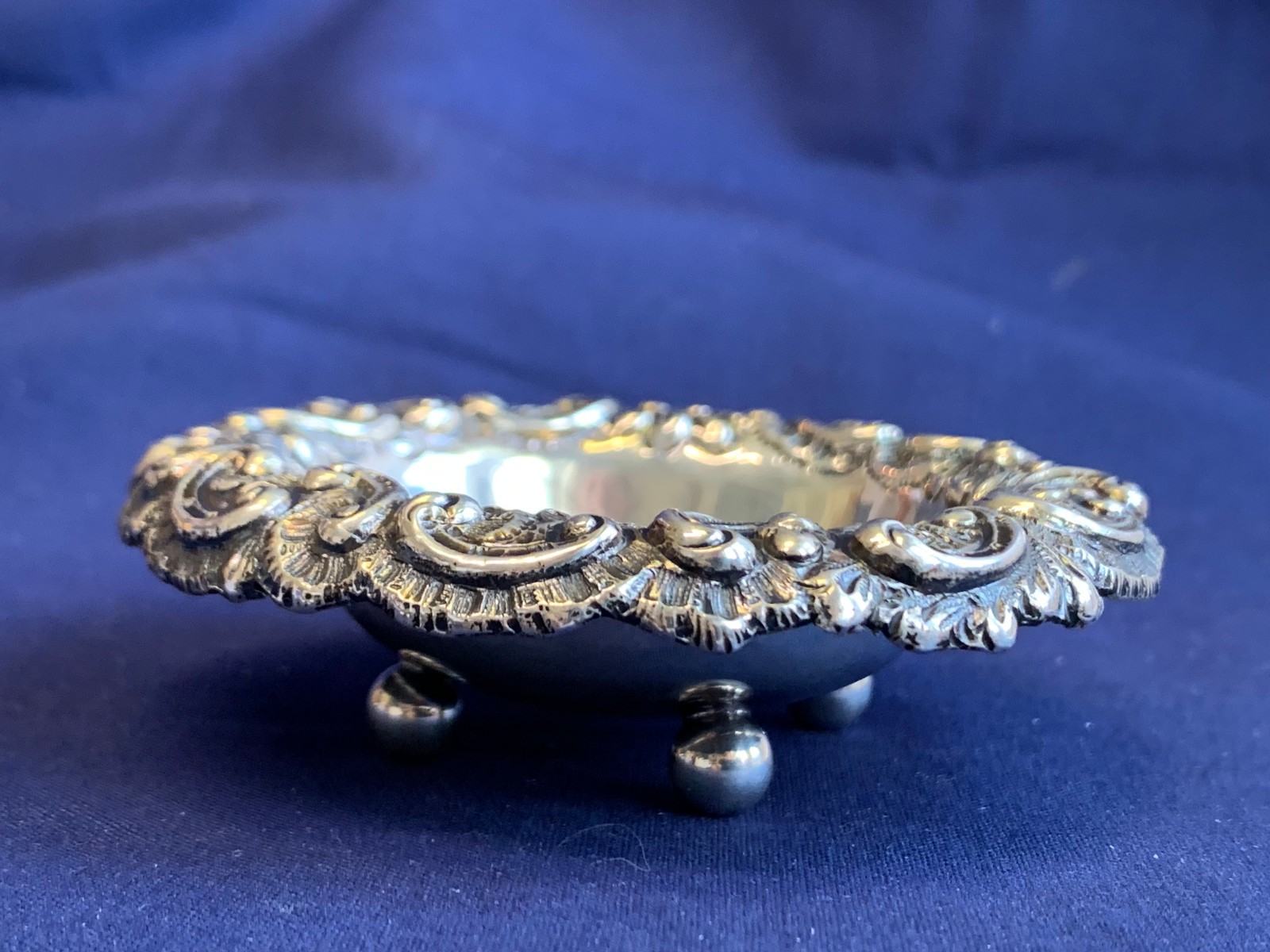 Antique Sterling Silver Condiment Dish Master Salt Cellar 37.03g Floral Repousse