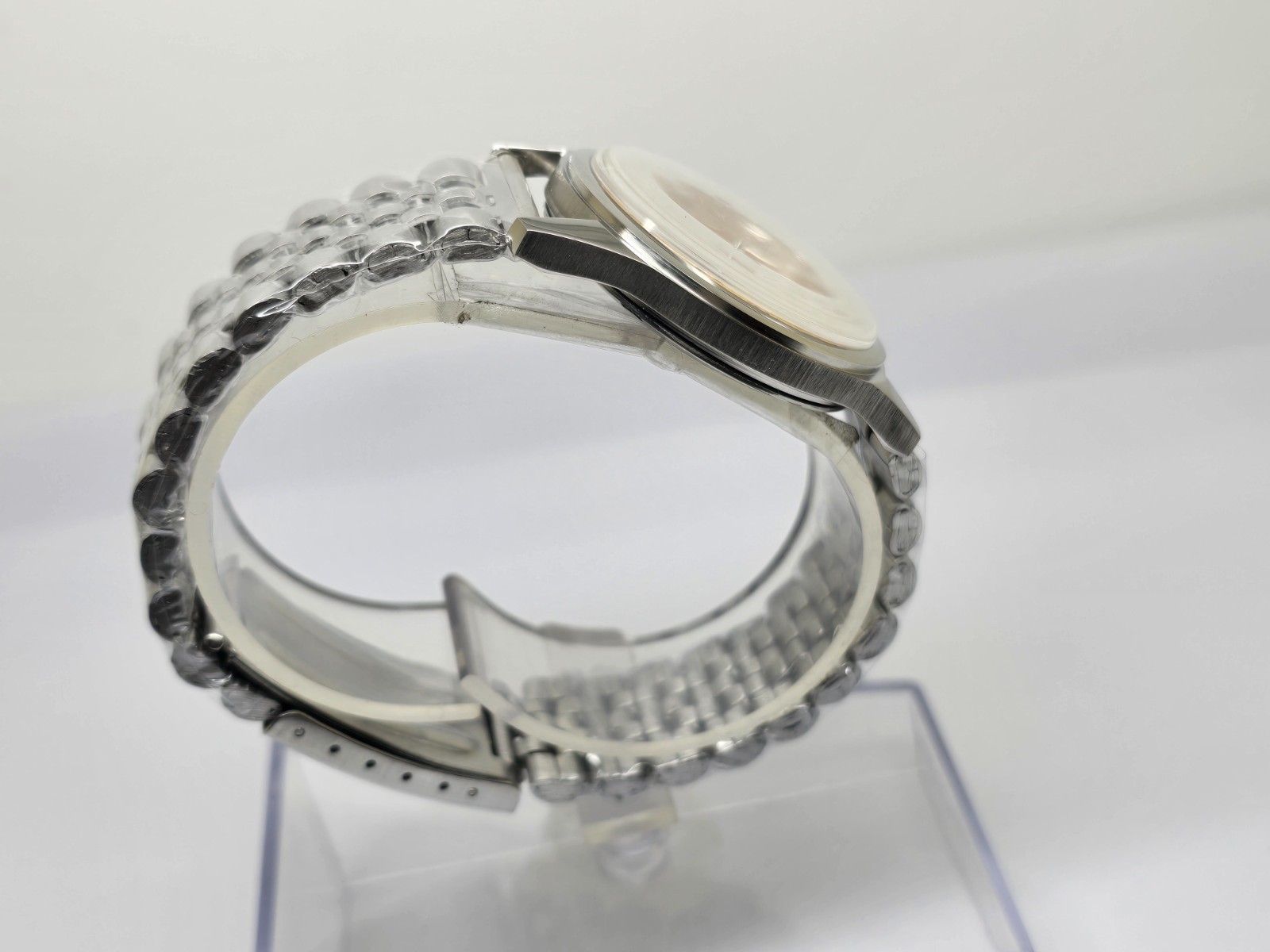 Vintage Hmt Pilot Yellow Dial 17 Jewels Mechanical hand winding Transparent Back