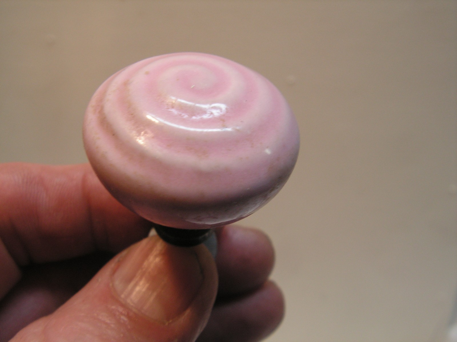 4 Vintage Porcelain Drawer Pull Handle PINK SPIRAL Cabinet Knobs NICE!