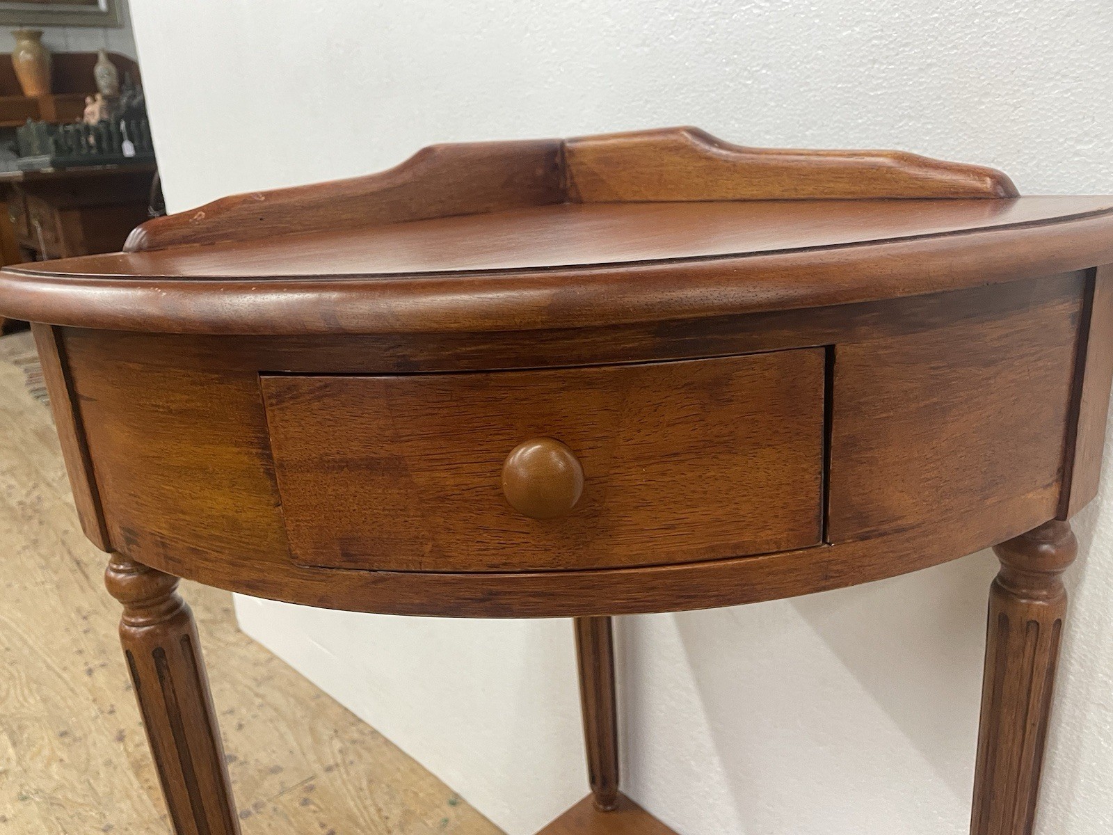 Corner Stand w Shelf, Drawer Sheraton Style Accent Table