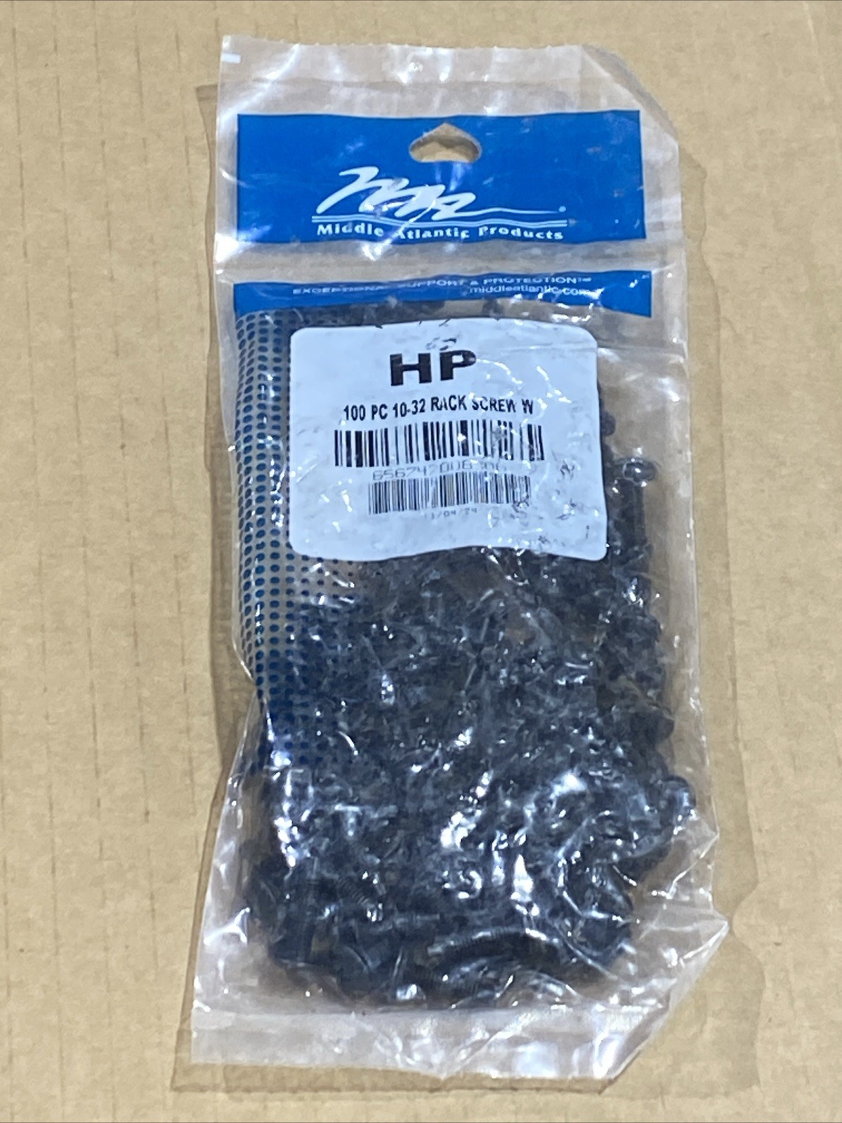 10-32 Rack Screws - 100 Pack RoHS Compliant New