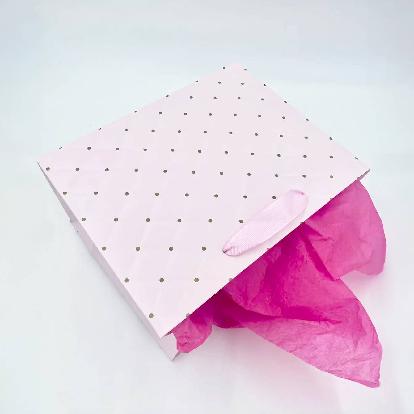 Pink dot wavy surface gift bag w/ free tissue: Small