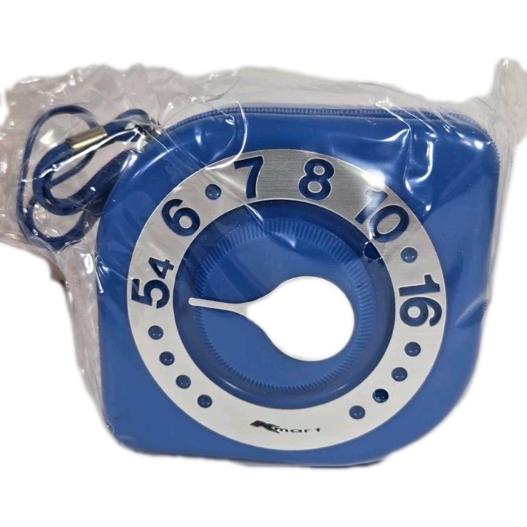 Vintage 1978 Kmart A/M Pocket Radio. Model 44-00 Hong Kong, Space Age Design.