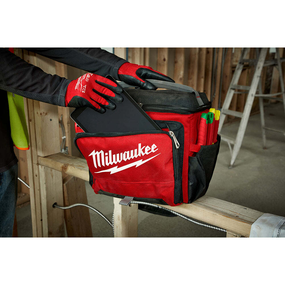 Milwaukee 48-22-8250 21.65-Quart Red Heavy Duty Ballistic Jobsite Cooler