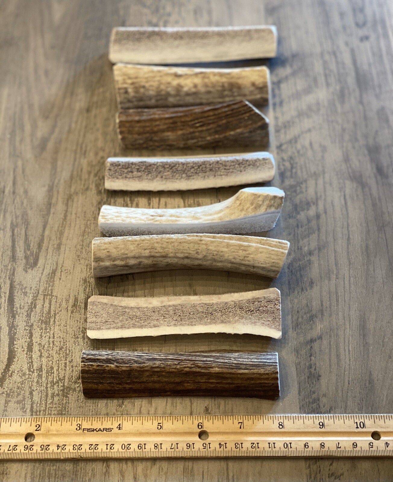 (6 PACK) SPLIT ELK ANTLER PREMIUM CHEWS (4-6") **OREGON ANTLER WORKS**