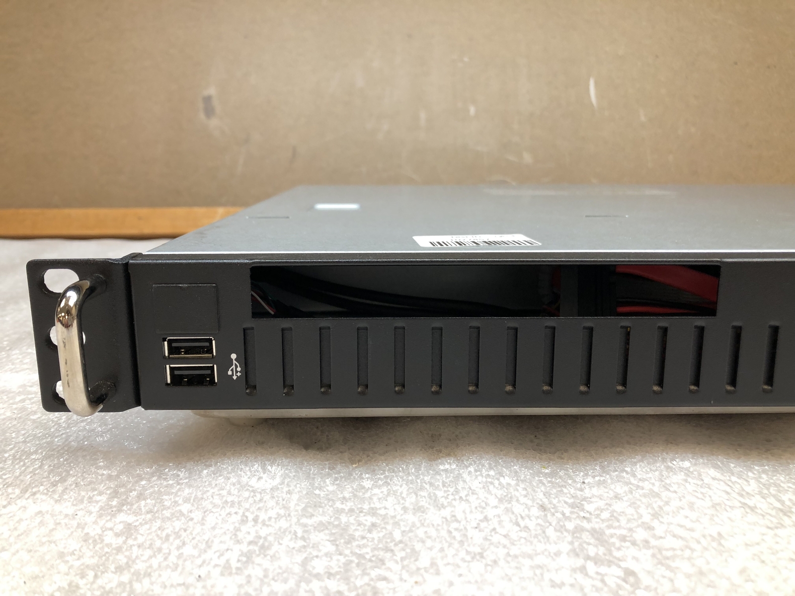 Tilera TLB4-07280-10-RM1US-8S10-32-160GHD-GC TILEmpower-Gx DEV 72 Core NO HDD