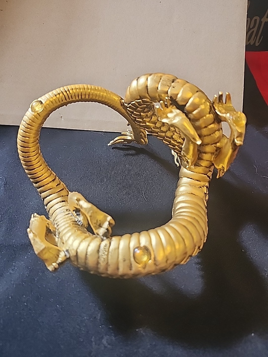 UNIQUE GOLD CHINESE DRAGON Franklin MintCrystal Ball Murano Figurine R537