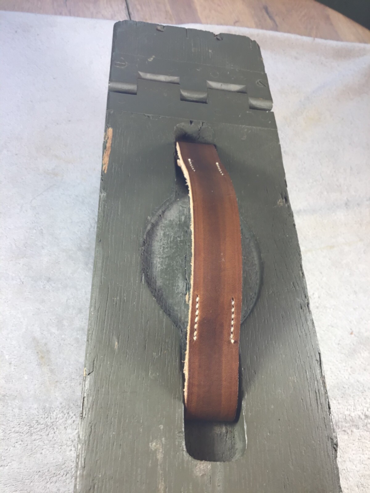WW1 1917 1918 WOODEN AMMO BOX REPLACEMANT LEATHER HANDLE