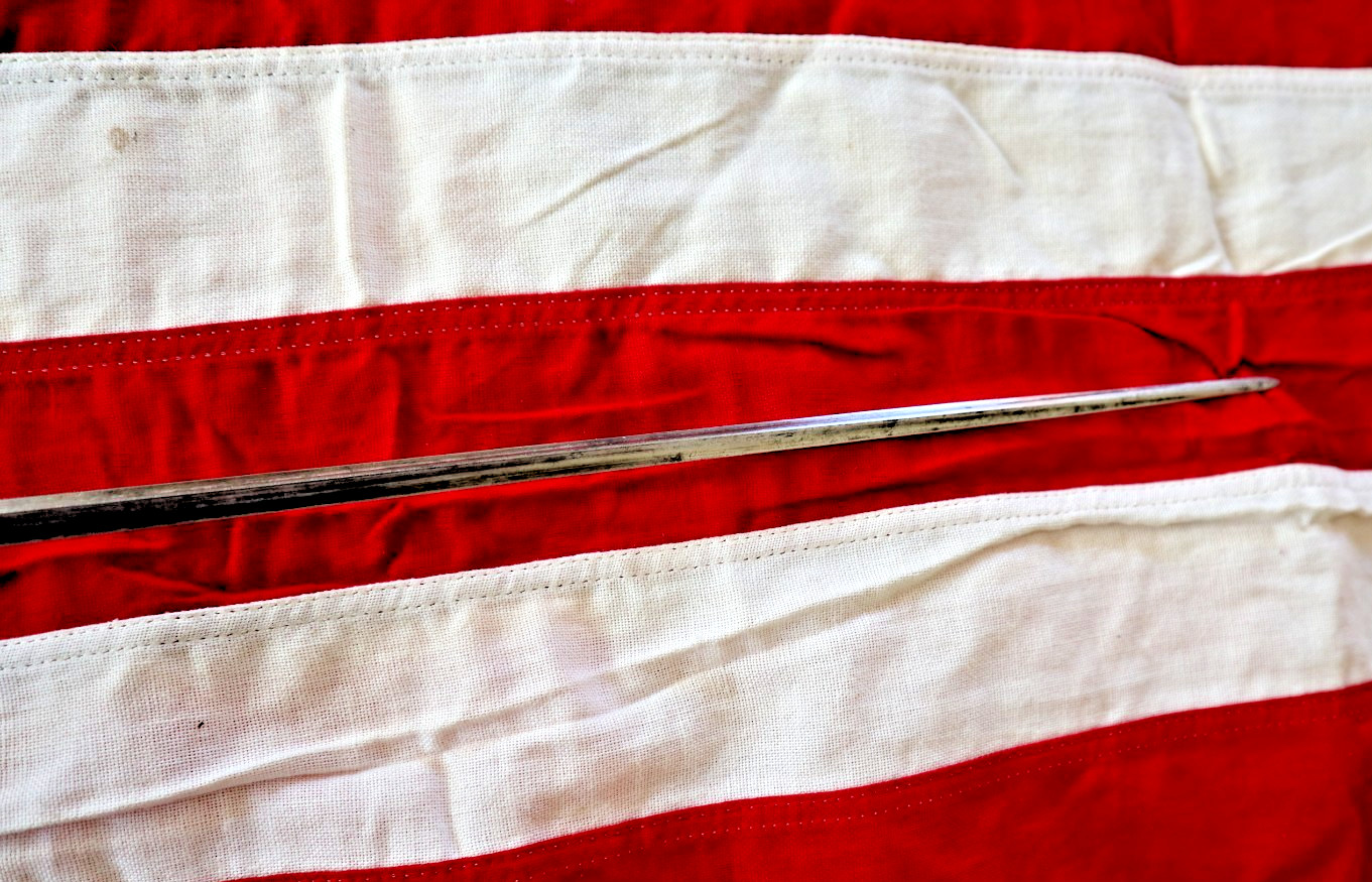 REVOLUTIONARY WAR BRITISH SILVER HILT SMALL SWORD HALLMARKED CIRCA 1770