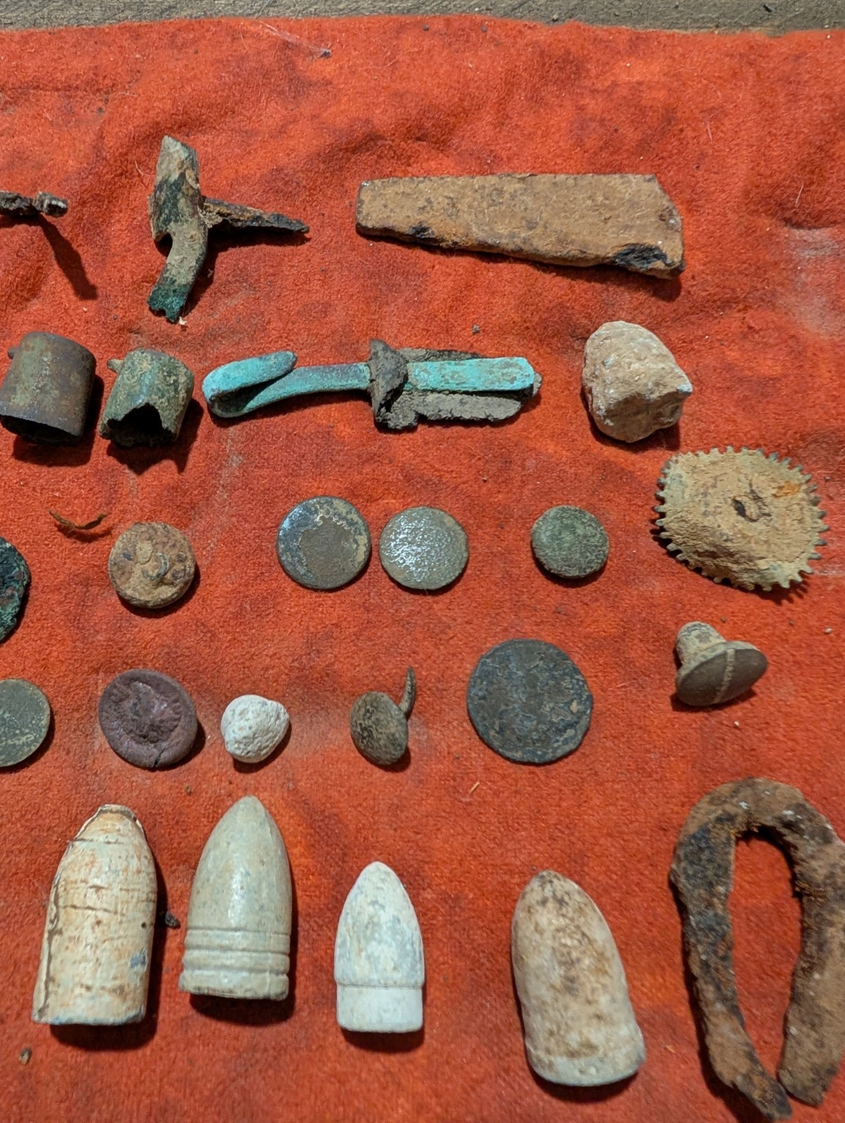 Civil War Bullets, Assorted Relics Eagle I Buttons Flat Buttons Waterloo Al