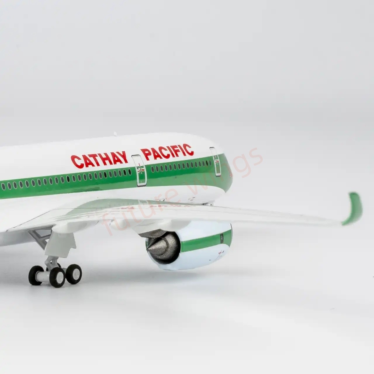 1:400 NG Models NG39129 Cathay Pacific A350-900 B-LRJ "80Years"+Free Tractor