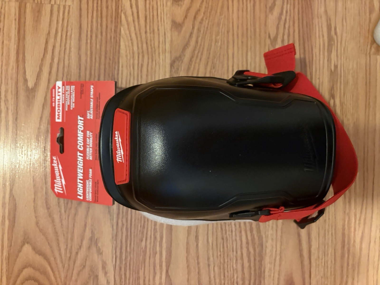 Milwaukee Knee Pad 48-73-6080 for High Mobility and Lightweight Comfort