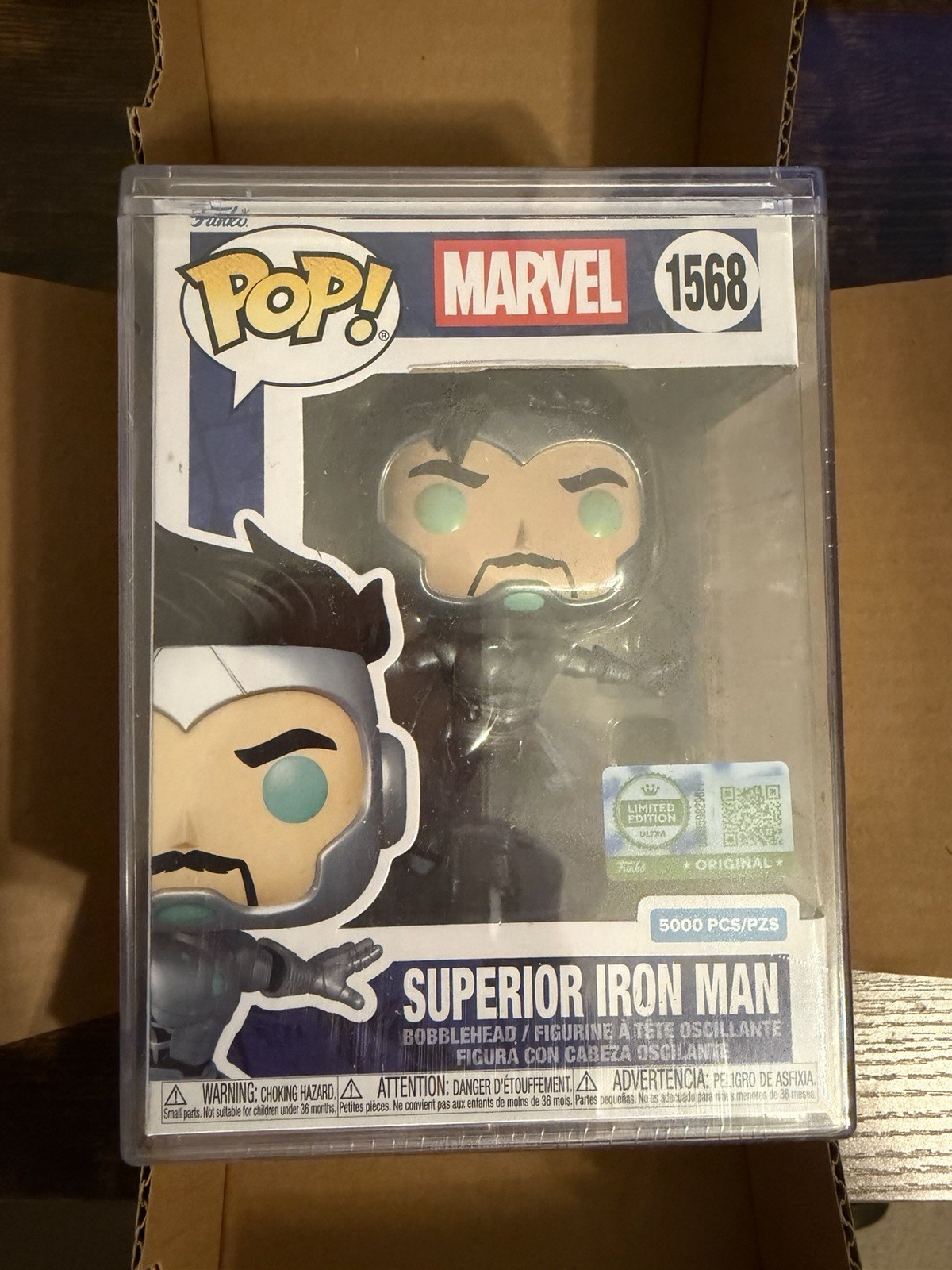 Funko POP! #1568 Marvel Superior Iron Man Limited Edition LE 5000 + Protector