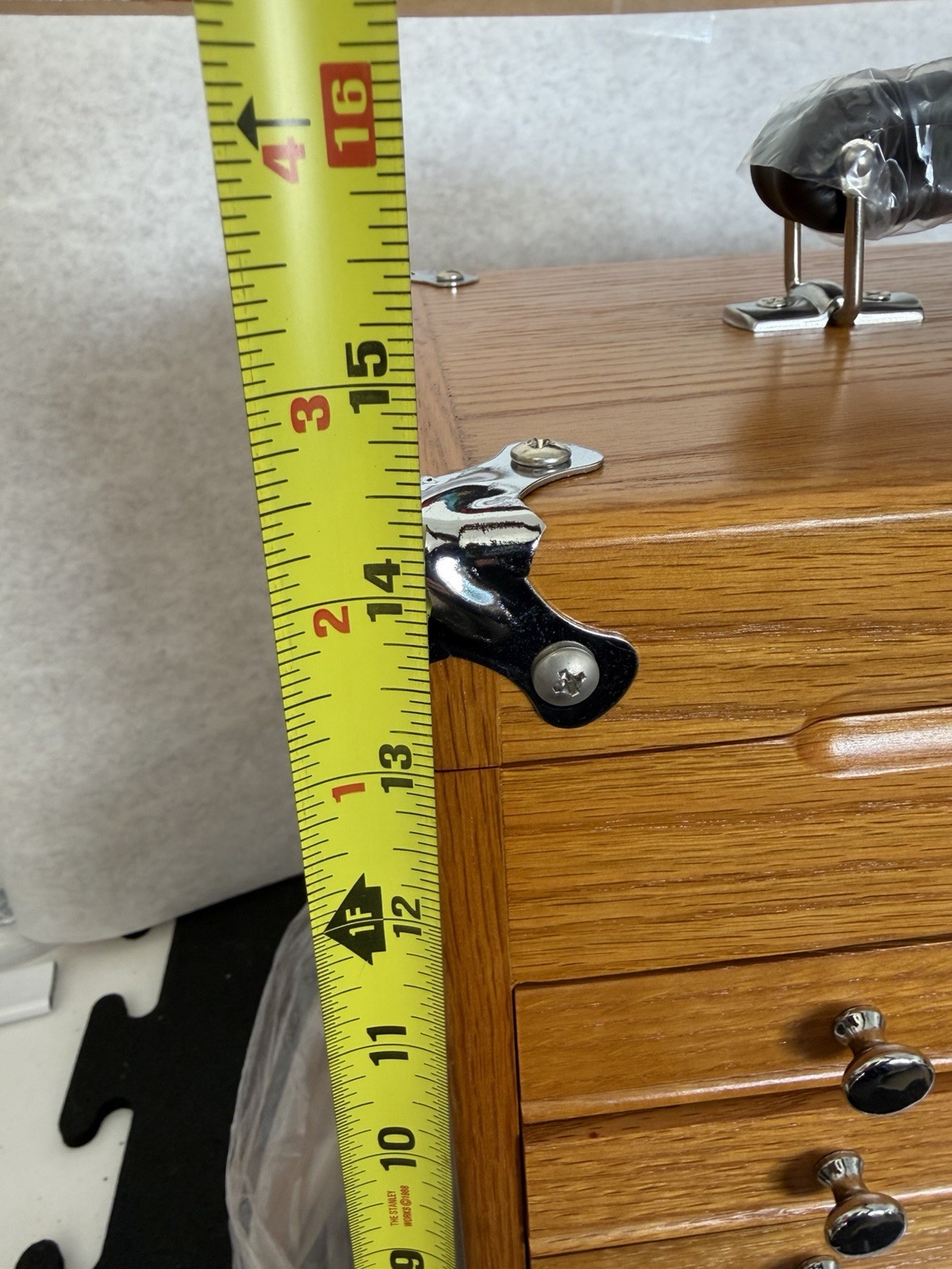 GI-T16 Gerstner International Oak 6-Drawer Collector's Chest NEW - Open Box