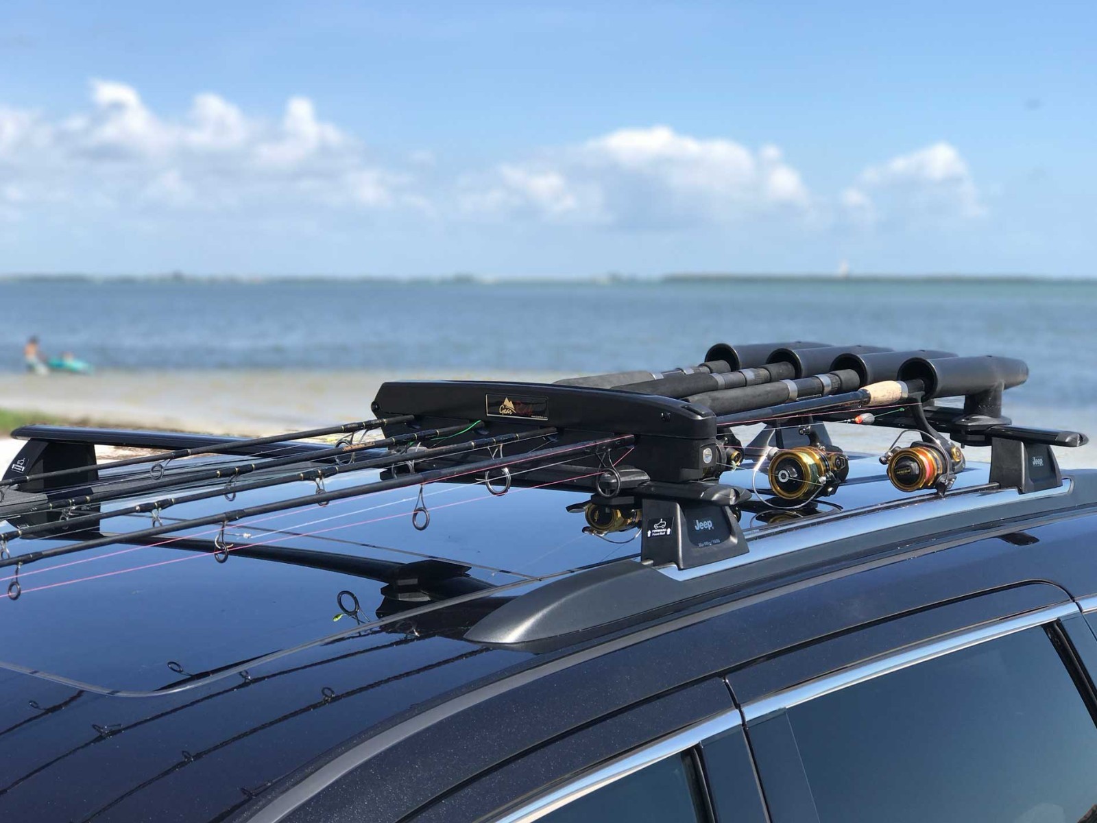 Low Profile Car / SUV Roof Rack Fishing Rod Transportation System 4 Rod Carrier