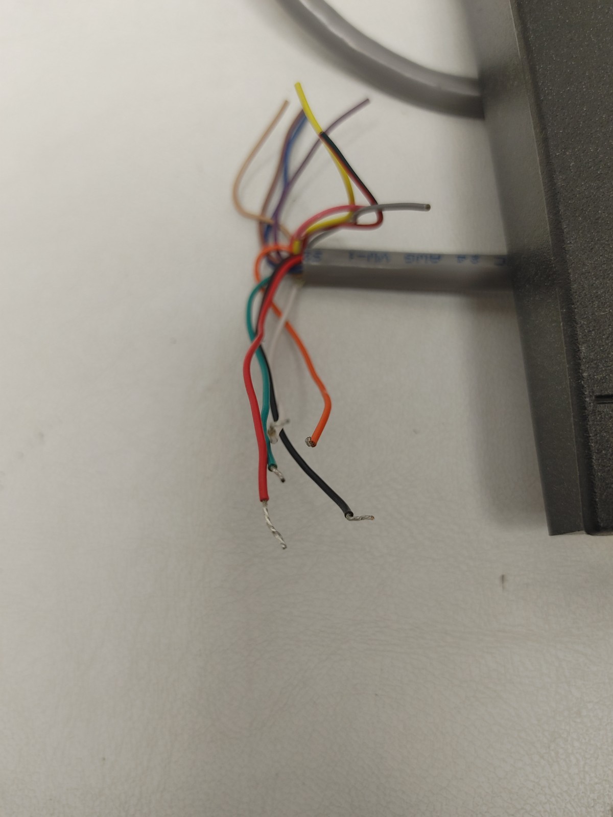 HID SE Class RP15 Mullion Card Reader 910PTNNEK00000, Open Box